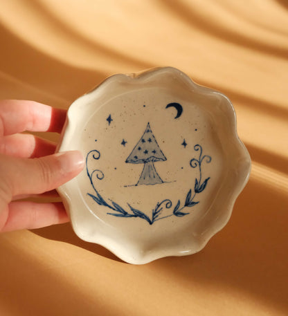 Whimsy Mushroom Trinket Dish 2