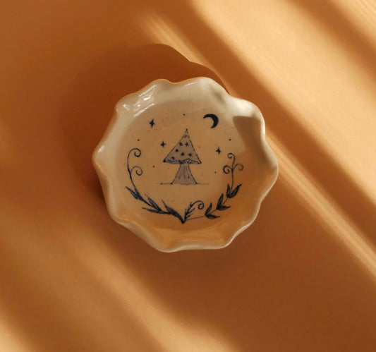 Whimsy Mushroom Trinket Dish 2
